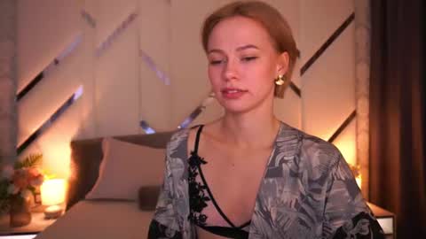shyysiren online show from July 12, 2026, 6:26 am