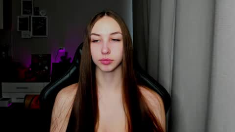 SIA online show from April 3, 2026, 1:47 am