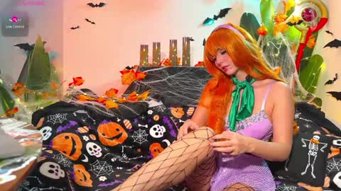 Sia 3 online show from October 29, 2025, 12:35 am