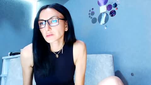 Siaconna online show from June 18, 2026, 8:14 am
