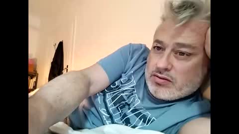 sibemolx online show from March 25, 2026, 11:33 pm