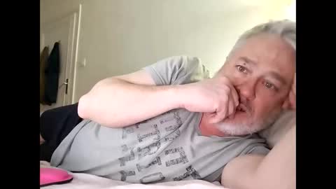 Snapshot of sibemolx chatting on April 19, 2026, 12:11 am sibemolx online show from April 19, 2026, 12:11 am