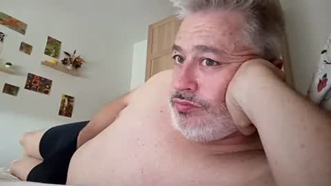 Snapshot of sibemolx chatting on July 6, 2026, 12:35 pm sibemolx online show from July 6, 2026, 12:35 pm