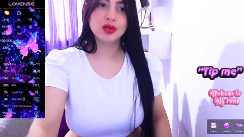 Snapshot of siddhy592 chatting on December 16, 2024, 3:11 pm sidhy online show from December 16, 2024, 3:11 pm