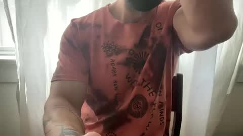 sie273 online show from April 10, 2026, 4:44 pm