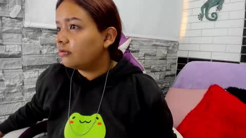 Snapshot of sienna_lux01 chatting on February 28, 2026, 11:33 am sienna_lux01 online show from February 28, 2026, 11:33 am