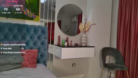 Sienna online show from July 28, 2026, 3:21 pm