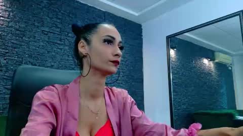 sierrafaye online show from July 24, 2026, 5:49 am
