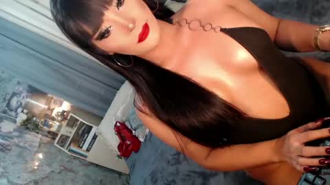 Snapshot of sierrafina_mcbride chatting on May 18, 2026, 3:07 pm Sierrafina online show from May 18, 2026, 3:07 pm