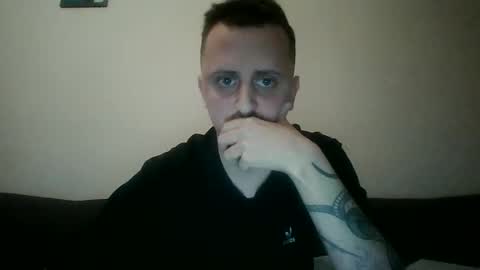 Snapshot of sigmask chatting on March 5, 2025, 5:08 pm Sigmask online show from March 5, 2025, 5:08 pm