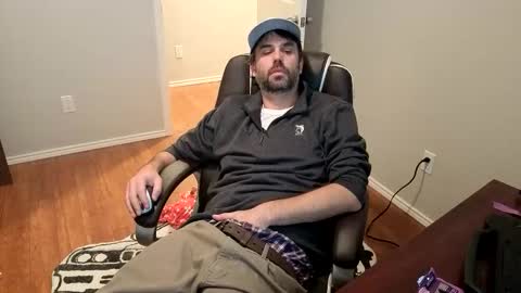 Snapshot of sigmaslayer chatting on October 1, 2025, 4:24 pm sigmaslayer online show from October 1, 2025, 4:24 pm