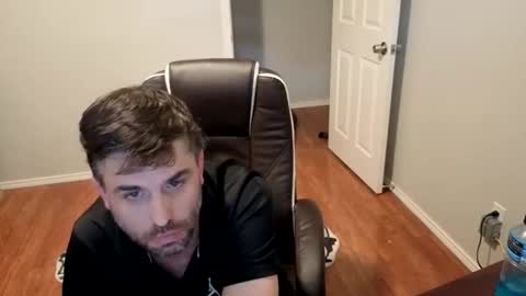 Snapshot of sigmaslayer chatting on October 23, 2025, 7:34 pm sigmaslayer online show from October 23, 2025, 7:34 pm