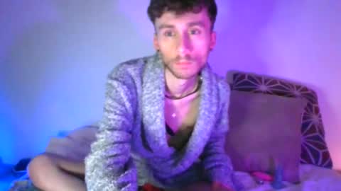 siiimon777 online show from March 27, 2026, 3:23 am