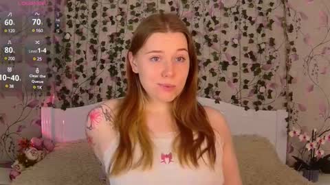 Snapshot of silent_princesses chatting on February 14, 2025, 4:58 am Chloe online show from February 14, 2025, 4:58 am