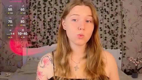 Snapshot of silent_princesses chatting on September 10, 2025, 5:07 am Chloe online show from September 10, 2025, 5:07 am