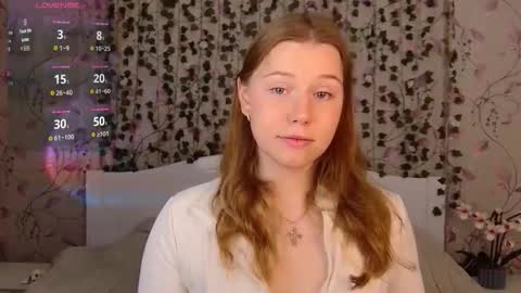 Snapshot of silent_princesses chatting on September 16, 2025, 5:41 am Chloe online show from September 16, 2025, 5:41 am