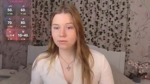 Snapshot of silent_princesses chatting on October 16, 2025, 5:08 am Chloe online show from October 16, 2025, 5:08 am