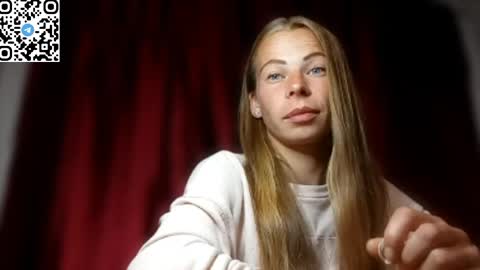JULIANA online show from June 5, 2026, 8:47 pm
