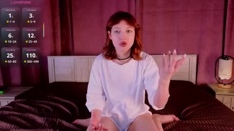 silly___woman online show from November 8, 2025, 1:33 pm