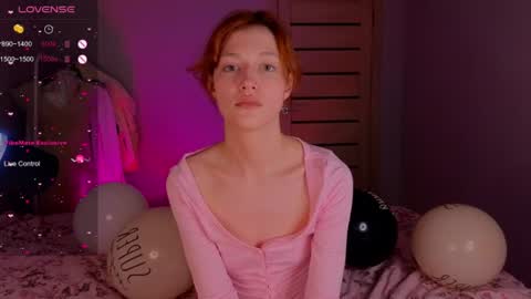 silly___woman online show from June 23, 2026, 7:56 pm