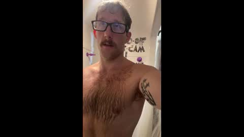 Snapshot of sillydillynewfie chatting on July 25, 2026, 5:43 pm Silly Dilly Newfie online show from July 25, 2026, 5:43 pm