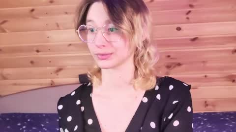 Snapshot of silva_tailll chatting on April 19, 2026, 6:10 pm silva online show from April 19, 2026, 6:10 pm