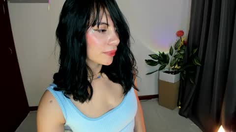 Snapshot of silvanna_moore chatting on May 29, 2026, 9:35 pm Silvanna online show from May 29, 2026, 9:35 pm