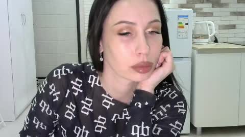 silver_still online show from April 11, 2026, 5:28 pm