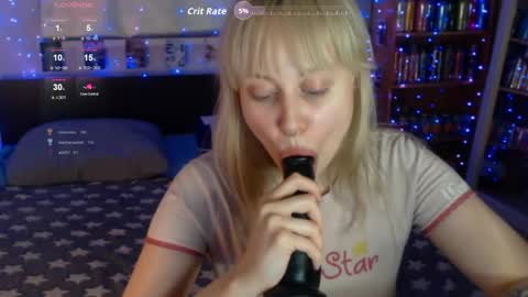 Snapshot of silvercherub chatting on April 29, 2026, 9:32 pm silvercherub online show from April 29, 2026, 9:32 pm