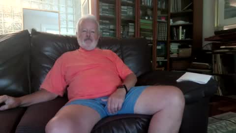 Snapshot of silverdaddy_1955 chatting on July 27, 2026, 12:34 pm Daddy Bear online show from July 27, 2026, 12:34 pm