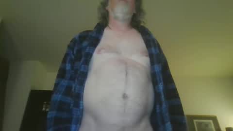Snapshot of silverfunfox chatting on April 21, 2026, 9:26 am silverfunfox online show from April 21, 2026, 9:26 am