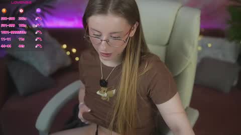  Kristina Kris  online show from April 7, 2026, 6:47 am