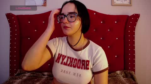 silvia_ls online show from December 13, 2024, 1:04 am