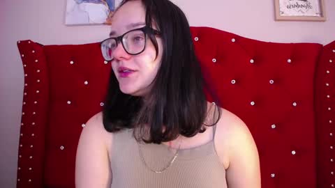 silvia_ls online show from January 22, 2025, 9:43 pm