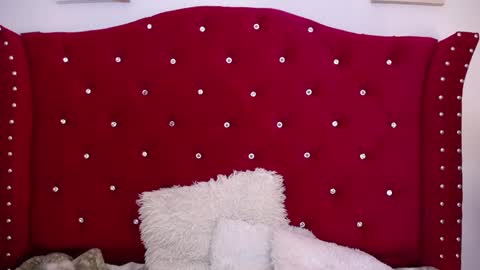 silvia_ls online show from February 11, 2025, 11:54 pm