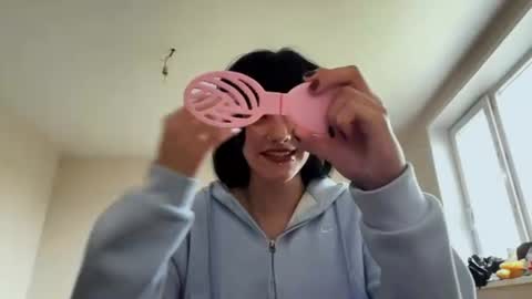 Snapshot of silviabarzey chatting on July 14, 2026, 7:02 am Alexa online show from July 14, 2026, 7:02 am