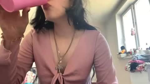 Snapshot of silviabarzey chatting on July 27, 2026, 7:15 am Alexa online show from July 27, 2026, 7:15 am