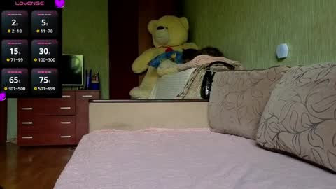 miss Anna online show from May 24, 2026, 4:12 pm