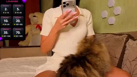 miss Anna online show from July 23, 2026, 5:00 pm