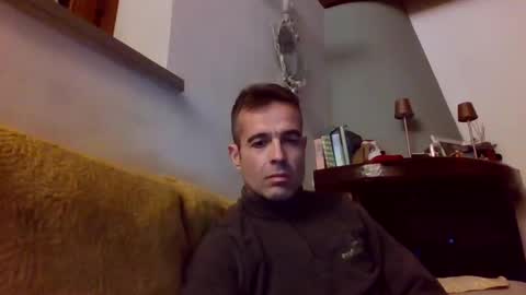 Snapshot of simmeturbate chatting on January 4, 2025, 9:31 pm Italiandaddyitalydickassbottomassholecomshowmasturbatenudeboyitalyatleticcutemuscolarhardcockdickboy online show from January 4, 2025, 9:31 pm