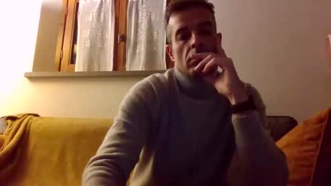 Snapshot of simmeturbate chatting on November 30, 2025, 10:03 pm Italiandaddyitalydickassbottomassholecomshowmasturbatenudeboyitalyatleticcutemuscolarhardcockdickboy online show from November 30, 2025, 10:03 pm