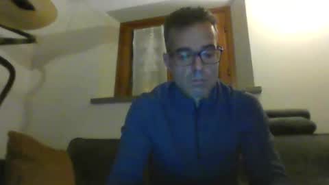 Snapshot of simmeturbate chatting on December 2, 2025, 3:01 am Italiandaddyitalydickassbottomassholecomshowmasturbatenudeboyitalyatleticcutemuscolarhardcockdickboy online show from December 2, 2025, 3:01 am