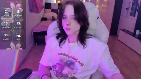 Snapshot of simochka_ chatting on April 3, 2026, 11:41 am Simochka online show from April 3, 2026, 11:41 am