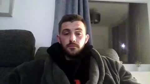 simomoliver online show from January 18, 2026, 2:37 am