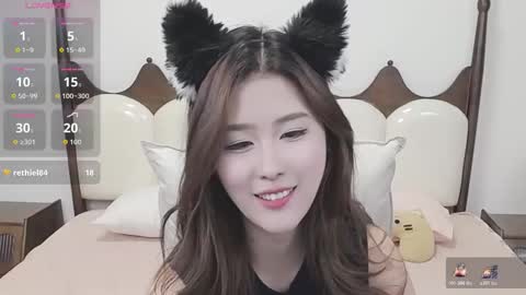 simonastephanie online show from November 1, 2025, 3:47 pm