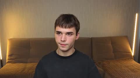 Snapshot of simonboy592 chatting on June 16, 2026, 11:24 am Alex online show from June 16, 2026, 11:24 am