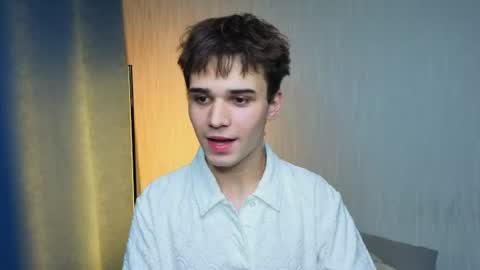 Snapshot of simonboy592 chatting on June 27, 2026, 2:55 pm Alex online show from June 27, 2026, 2:55 pm