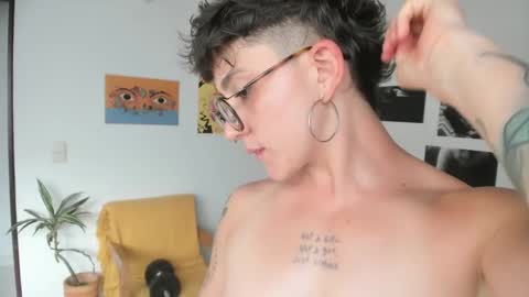 Sim. online show from January 15, 2025, 9:20 pm