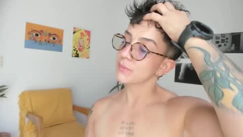 Sim. online show from January 30, 2025, 7:26 pm