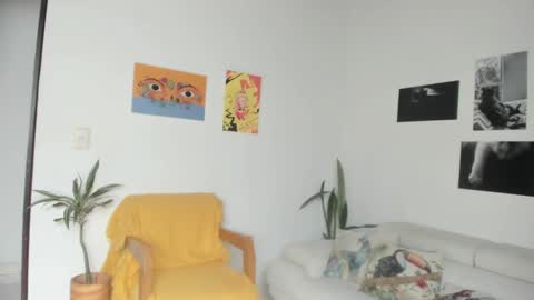 Sim. online show from February 5, 2025, 6:04 pm